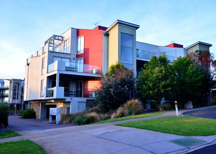 Phillip Island Towers