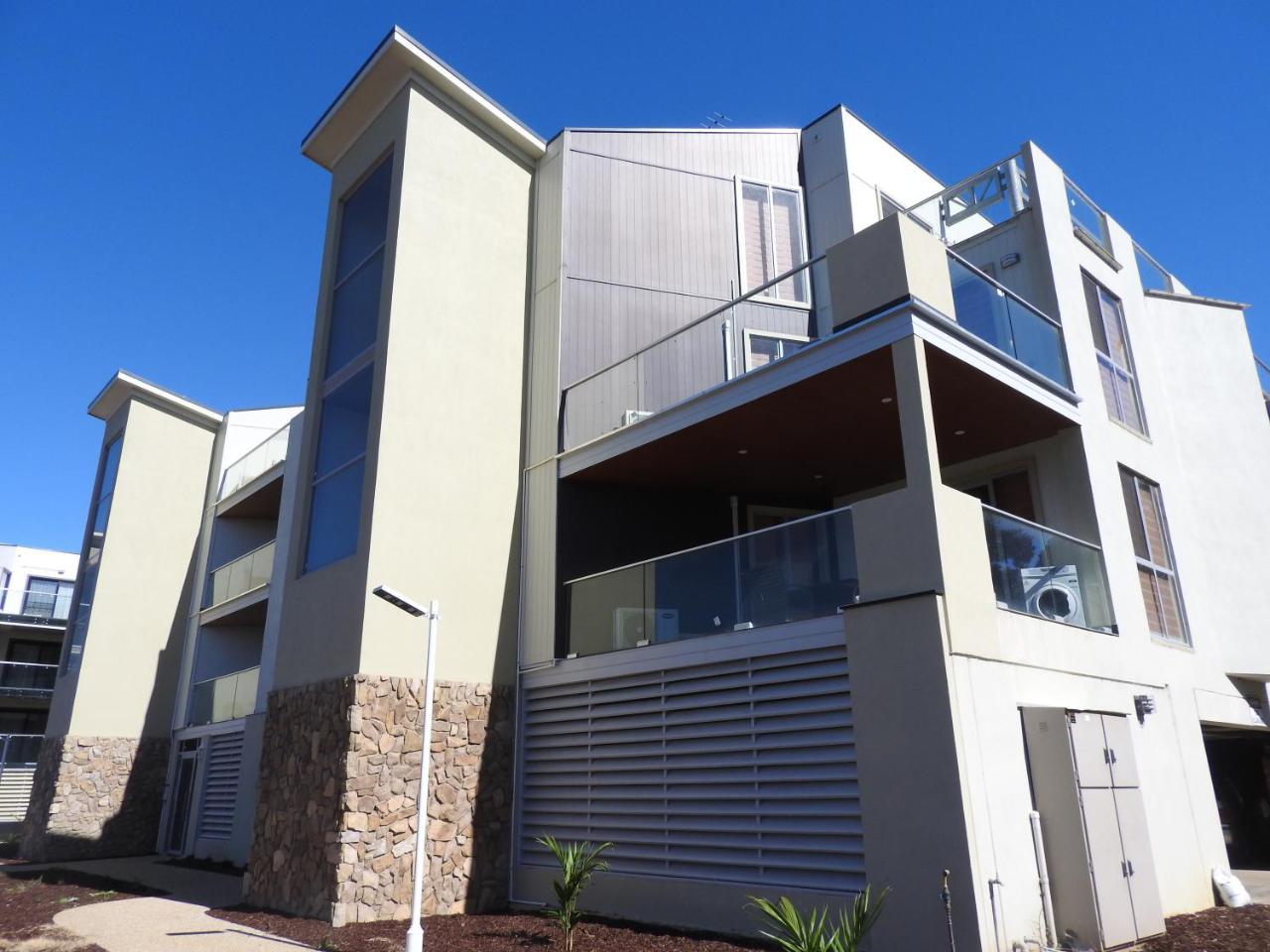 Phillip Island Towers *
